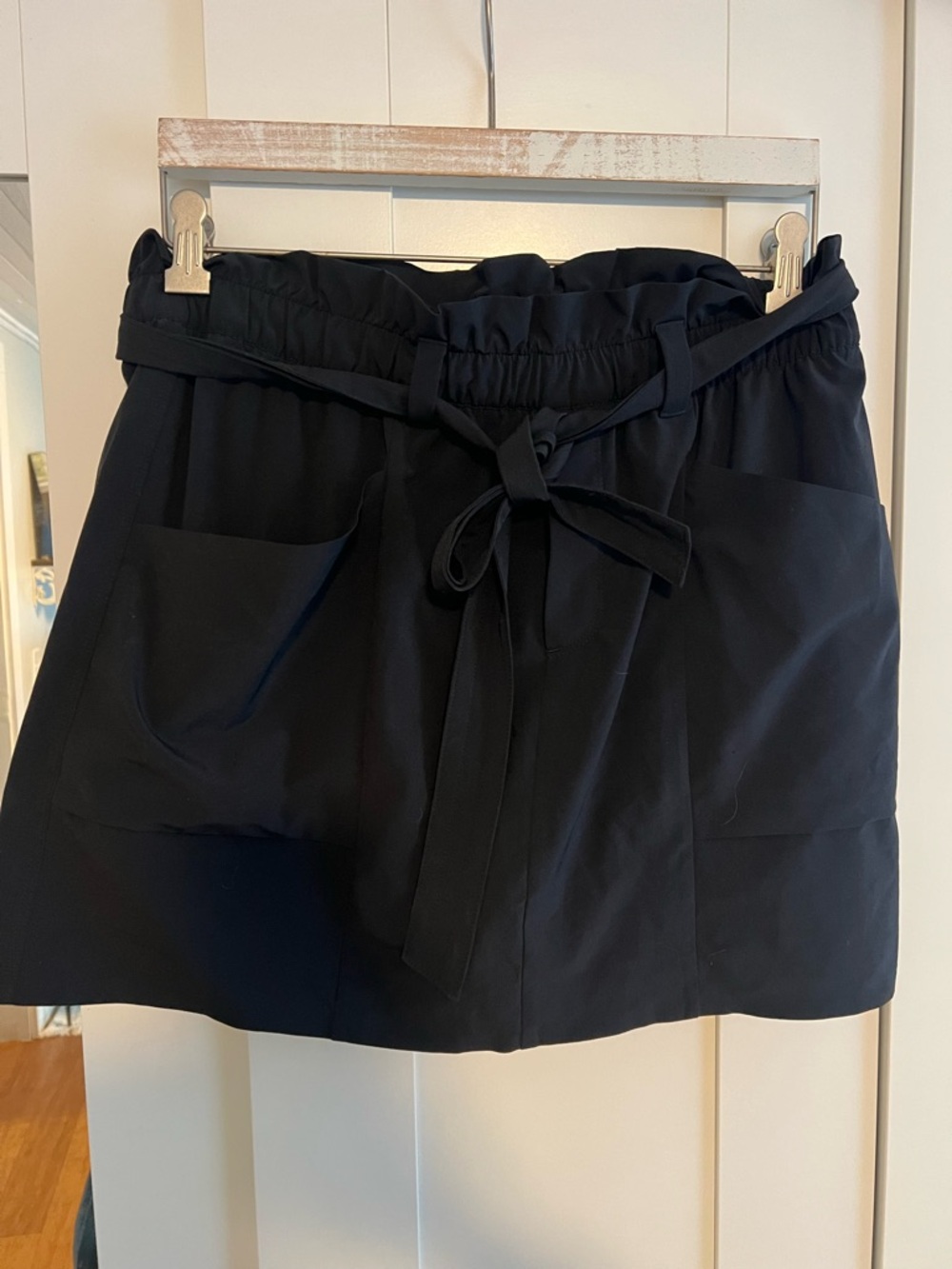 Athleta Women's Paperbag Waist Tie-Front Skort